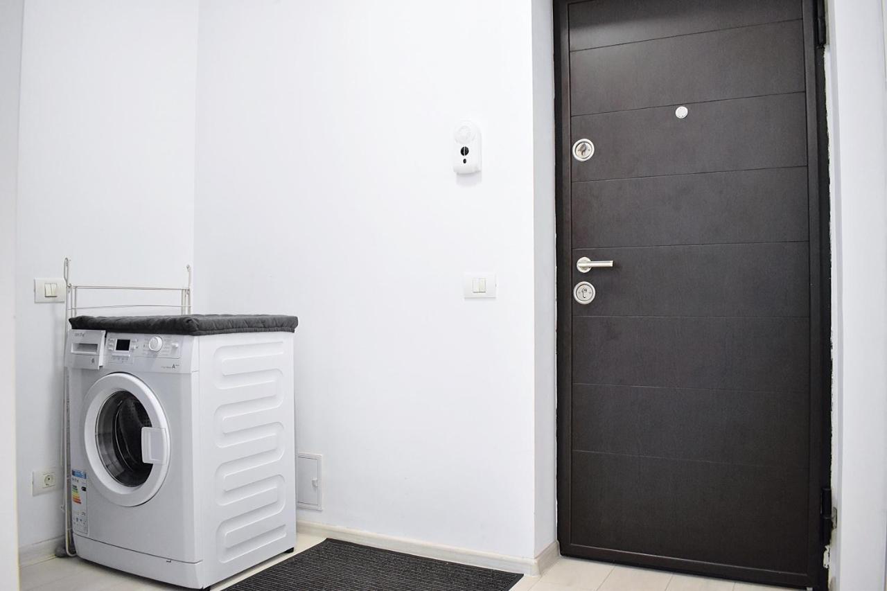 Etalon Airport Apartments オトペニ エクステリア 写真