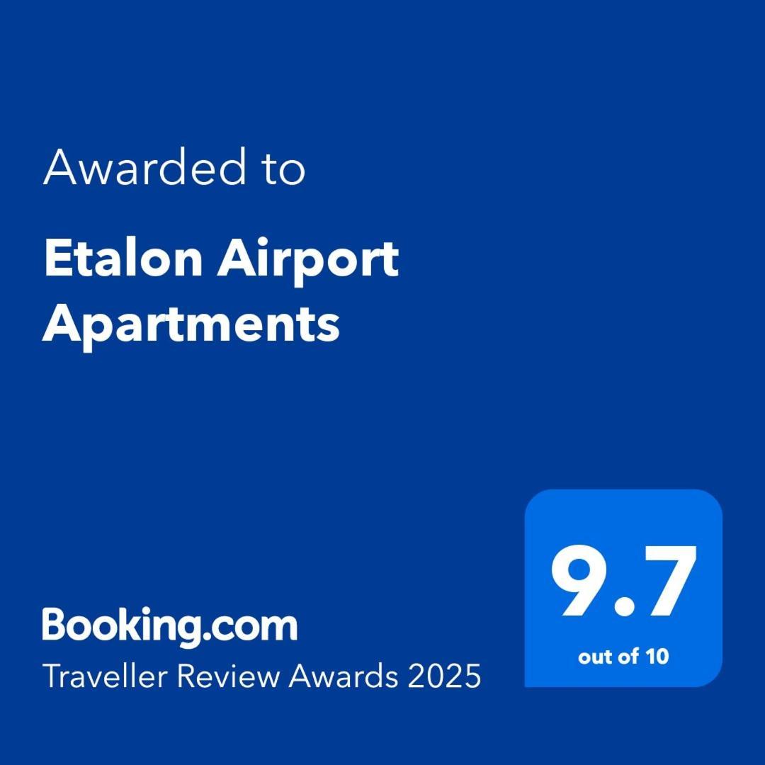 Etalon Airport Apartments オトペニ エクステリア 写真